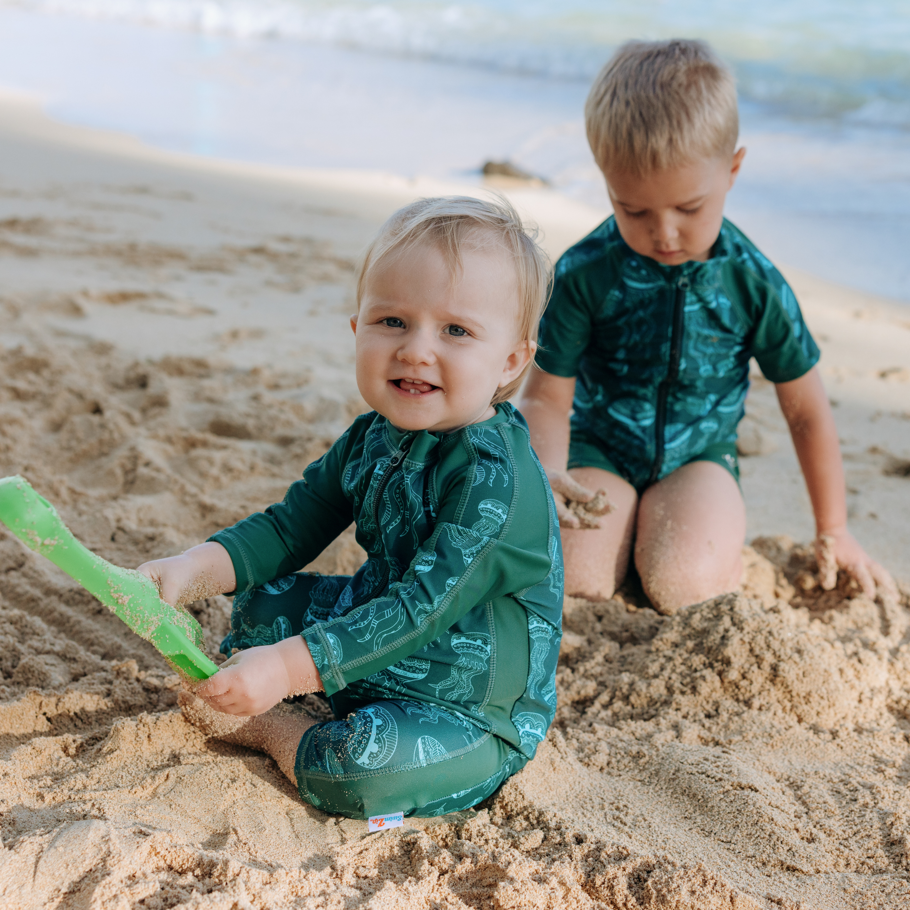 Kids Euro Shorties + Short Sleeve Rash Guard Set - Jellyfish-SwimZip UPF 50+ Sun Protective Swimwear & UV Zipper Rash Guards-pos3