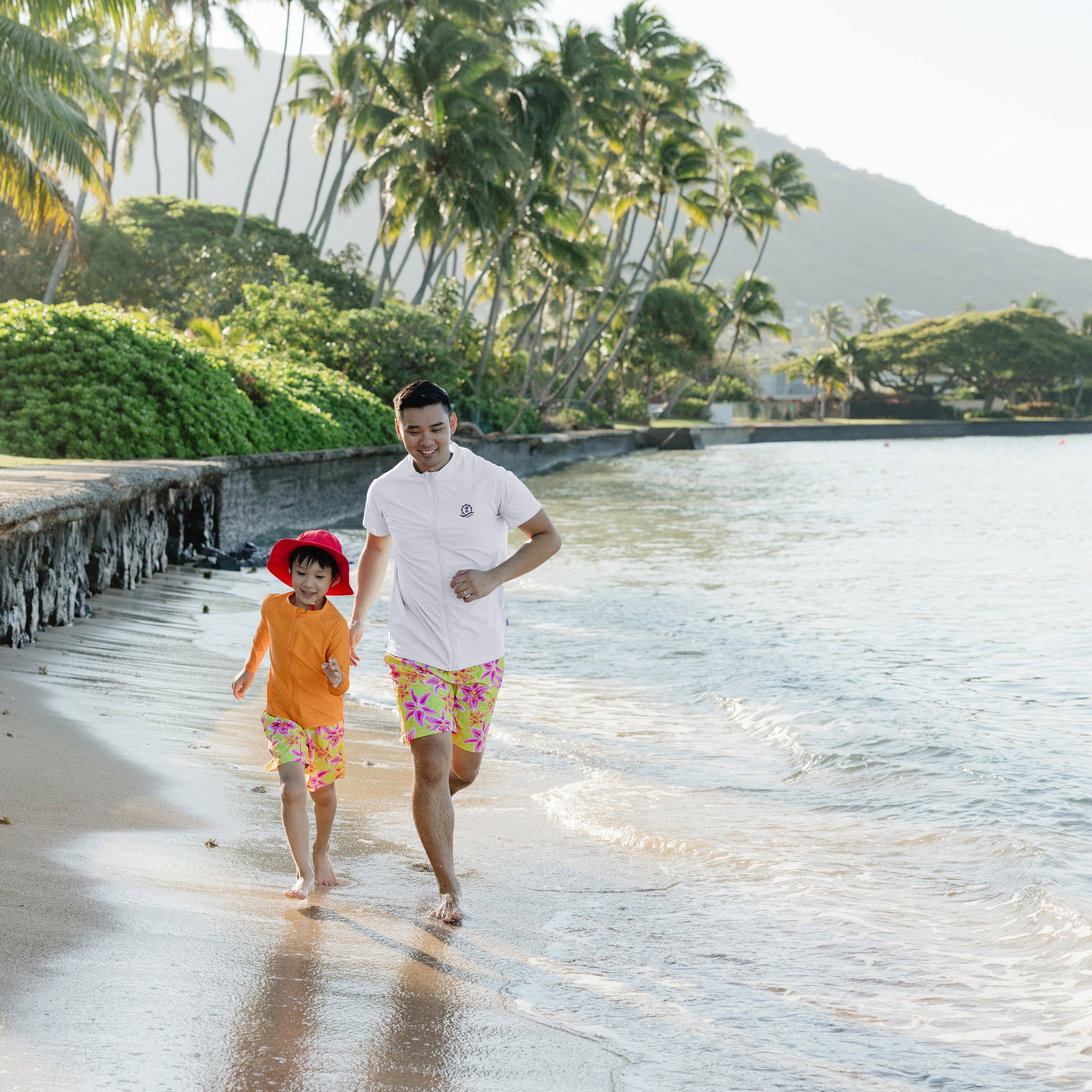 Men's Short Sleeve Rash Guard | “White”-SwimZip UPF 50+ Sun Protective Swimwear & UV Zipper Rash Guards-pos5