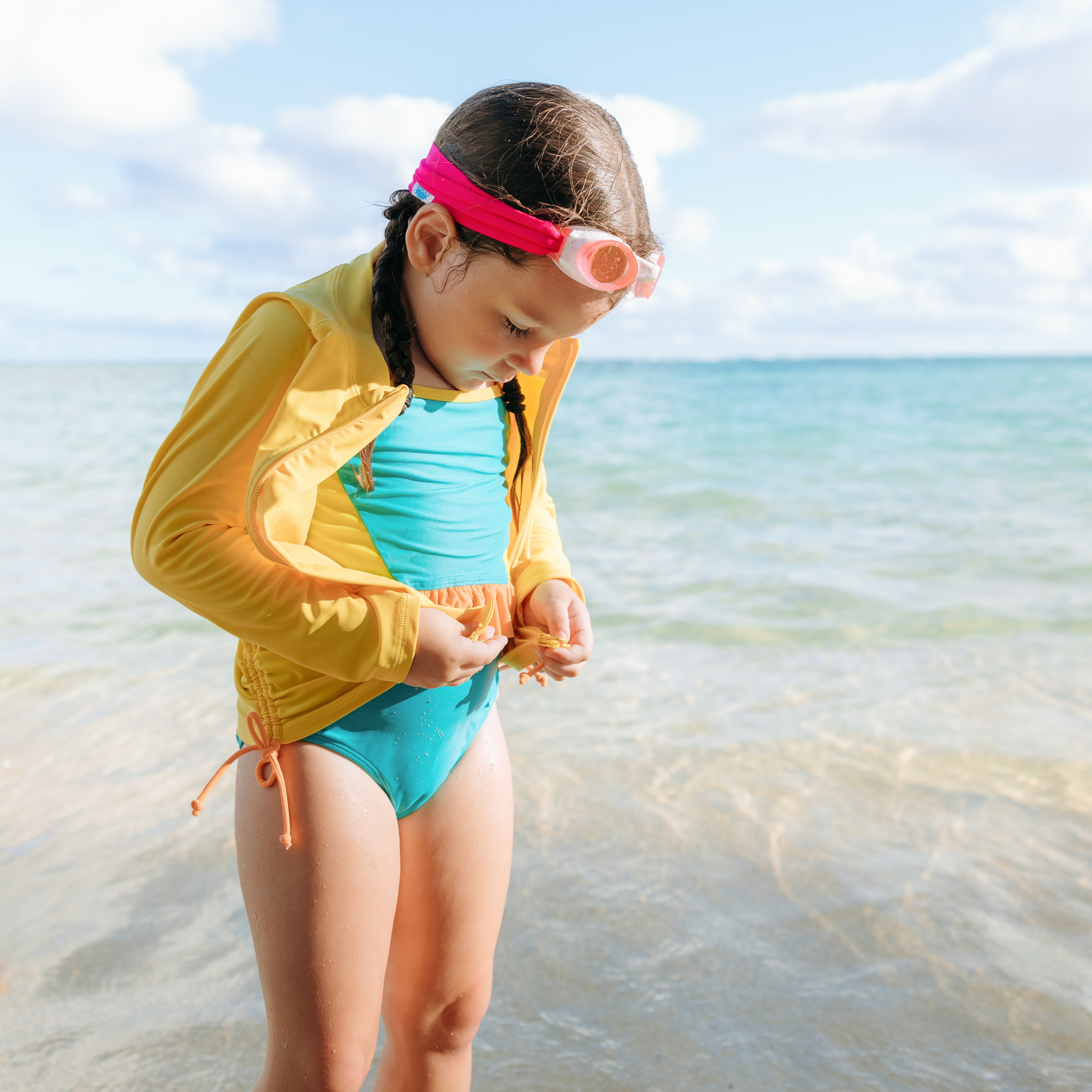  Girls Long Sleeve Rash Guard Swimsuits Sunsuits One Piece Cute  Water Sport Swimwears Blue: Clothing, Shoes & Jewelry