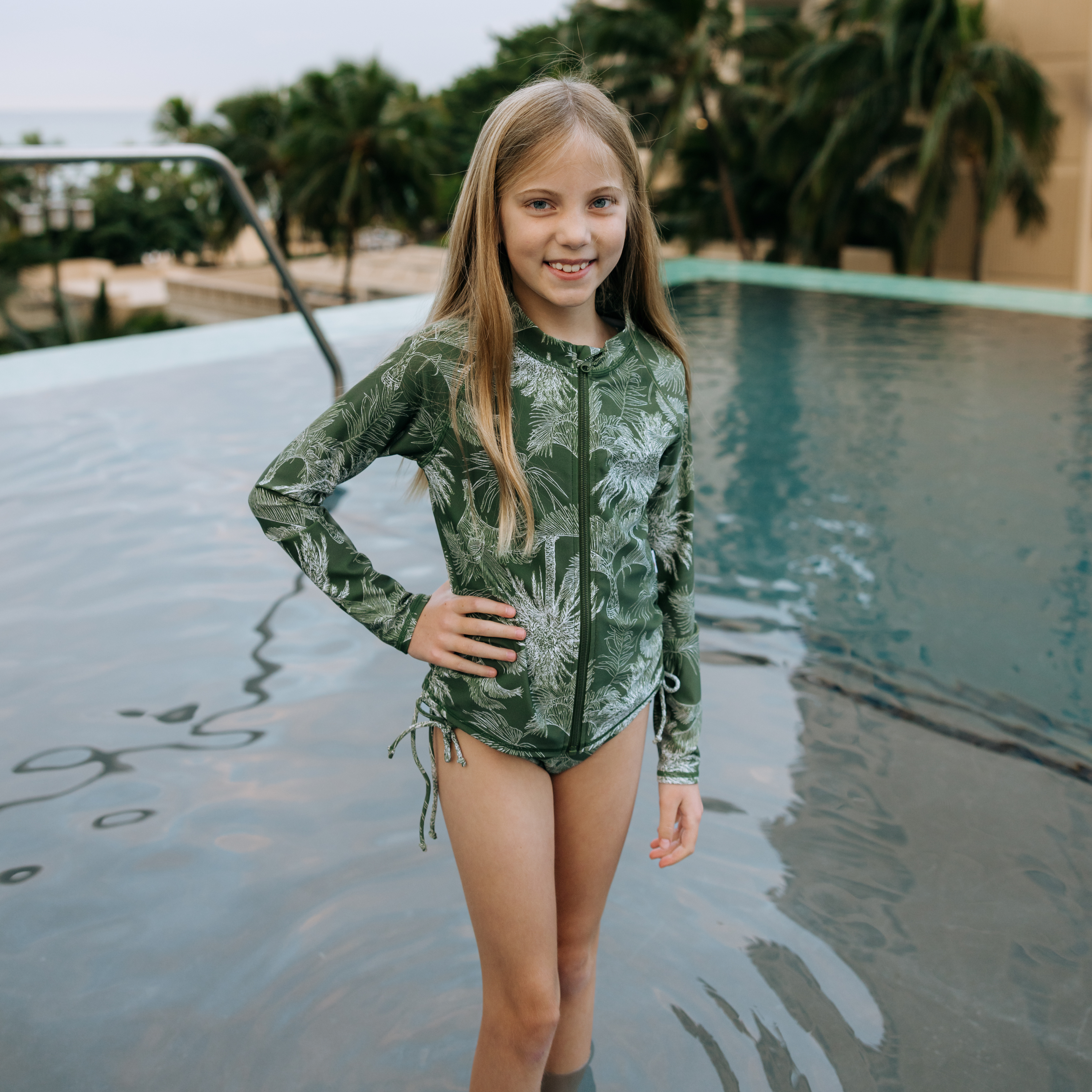 Cheap Kids Girls Children Swimwear Beachwear Long Sleeves Palm Printed  Zippered Swimsuit Children Swimming Bathing Suit Rash Guard